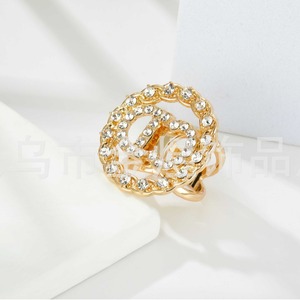 Anillo de Moda con Forma de Letra y Pedrería para Mujer, Joyería para Fiestas - Product Image 1
