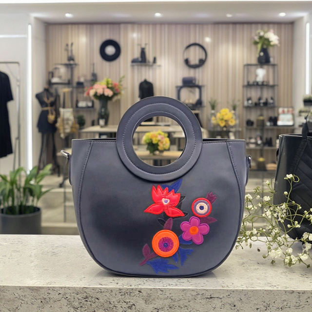 2024 Newest Solid Colors Luxury Genuine Cowhide PU Leather Classical Women's Shoulder Bags Leather Ladies Handbags