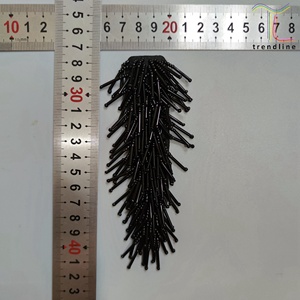 Appliques personnalisées faites à la main en <span class=keywords><strong>tube</strong></span> de verre noir 3D coloré avec des paillettes pour sandales d'été pour femmes - Product Image 5