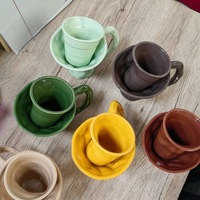 Tasse à café en céramique Design novateur Madou Creative Hand Pinch Irregular Crinkle Style Tasses en céramique vente en gros