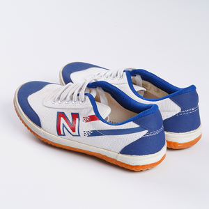 Chaussures de Kung Fu <span class=keywords><strong>Shaolin</strong></span> en toile avec logo personnalisé, antidérapantes, blanches et noires, pour arts martiaux Wushu, pour femmes et hommes chinois, tendance - Product Image 5