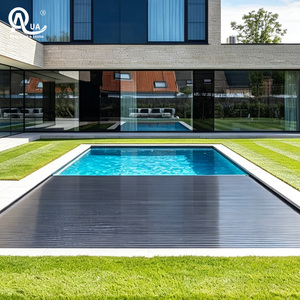 La cubierta automática para piscinas de Water Crown asegura de forma eléctrica las piscinas elevadas para nadar en paz. - Product Image 2