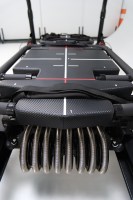 Hochwertiges Fitnessgerät für den Studioeinsatz: Schwarzer Aluminium-Pilates-Reformer M3K Megapro Former Pilates-Bett