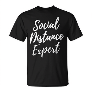 Camiseta con meme de experto en antisociales e introvertidos, concepto de juego de distanciamiento social para uso promocional - Product Image 2