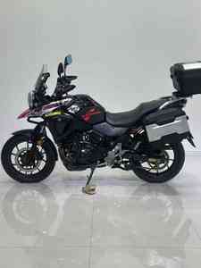 Motocicleta de Turismo de Aventura <span class=keywords><strong>Suzuki</strong></span> <span class=keywords><strong>V</strong></span> <span class=keywords><strong>Strom</strong></span> <span class=keywords><strong>DL250</strong></span> 250cc, Bicilíndrica en Paralelo, Refrigerada por Líquido, con ABS y TCS - Product Image 1