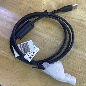 Cable de programación USB PMKN4265A Original para Motorola R7 Walkie Talkie Radio bidireccional - Product Image 2