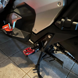 Pour <span class=keywords><strong>honda</strong></span> <span class=keywords><strong>Xadv</strong></span> 750 X-adv 750 Xadv750 <span class=keywords><strong>Moto</strong></span> Pliant Cnc Repose-pieds Repose-pieds <span class=keywords><strong>Moto</strong></span> Repose-pieds Pédale Pliable - Product Image 6