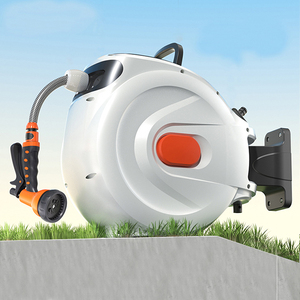 180 ° Support pivotant 20m 30m Enrouleur de tuyau rétractable mural Enrouleur de tuyau de jardin avec pistolet à eau multifonction - Product Image 1