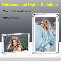 Cadres photo en acrylique magnétiques avec logo de taille personnalisée en usine Vente en gros Cadre photo en bloc d'acrylique transparent avec aimant