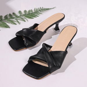 Sandalias de Tacón Medio con Estampado de Leopardo, Punta Cuadrada, Elegantes y Sexys, Tallas Grandes, Venta al Por Mayor 43 - Product Image 5