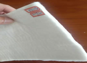 Géotextile non tissé en filament spunbond - Anti-UV, design moderne pour les applications en pisciculture, en creviculture, en barrage et en décharge - Product Image 4