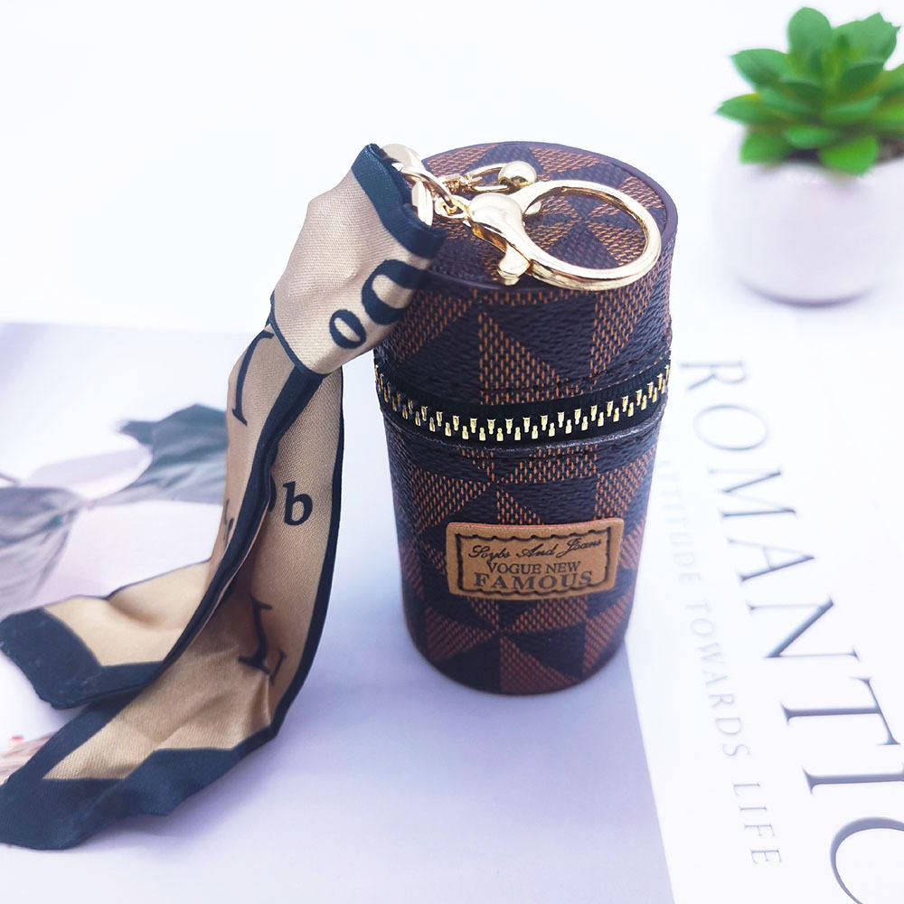 สีน้ำตาล