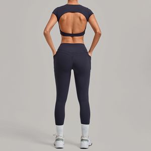 Ensemble de <span class=keywords><strong>yoga</strong></span> 2 pièces YIYI : Haut de <span class=keywords><strong>yoga</strong></span> à col rond et dos nu, Leggings taille haute effet push-up avec double poche latérale – Tenue de sport et fitness - Product Image 6
