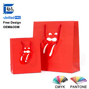 Sac en papier personnalisé avec logo imprimé UV, sac de shopping de luxe pour vêtements, bijoux, cosmétiques, sac en papier rouge pur <span class=keywords><strong>portable</strong></span> pour la vente au détail - Product Image 1