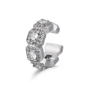 Clip On Earrings Large Sugar Cube Geometric Zinc Alloy Claw Setting Party Fashionable American Trendy Earrings - Product Image 5