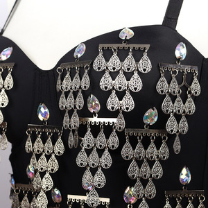Vente en gros de <span class=keywords><strong>perles</strong></span> à paillettes noires, Bustier élégant et bon marché, Corsets courts avec bretelles - Product Image 3