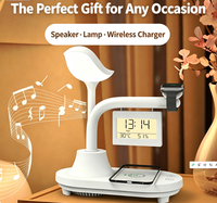 Wisteria Plüsch Modische Personalisierte Multifunktionale Kabellose Ladestation Bluetooth-Lautsprecher RGB-Nachtlicht Digitales Geschenk
