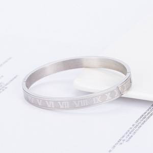 Pulsera de acero inoxidable con números romanos, 6 mm, regalo de joyería unisex, estilo europeo - Product Image 1