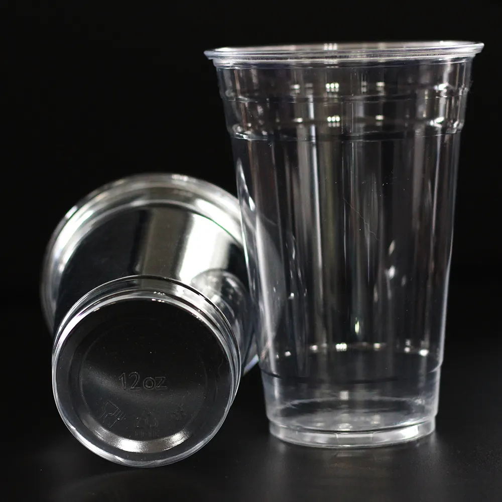 أكواب بلاستيكية شفافة للبيع بالجملة مع أغطية يمكن استخدامها لمشروبات الشاي والقهوة