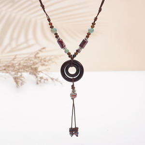 Nuova Collana con Ciondolo Personalizzato in Stile Etnico Retrò in Ceramica, Accessorio Femminile - Product Image 2