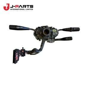 สวิตช์ไฟเลี้ยวสำหรับ Toyota HIACE RZH113 ปี 1989-2004 - Product Image 1