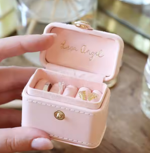 Caja de Joyería de Piel Sintética Mini con Cierre a Presión y Logotipo Personalizado, Caja de Almacenamiento de Anillos de Viaje, Caja de Joyería Impermeable - Product Image 4