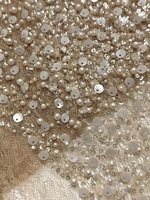 Tissu en dentelle florale de luxe 100 % polyester écologique, brodé de sequins et de perles de rocaille pour robes de mariée et textiles