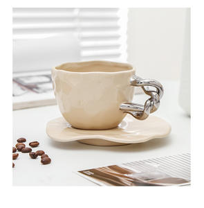 Nouvel ensemble tasse et soucoupe à café de luxe, style INS, pour le thé de l'après-midi à la maison, avec coffret cadeau en céramique - Product Image 4