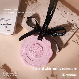 Tablette parfumée suspendue à l'arôme de rose, parfum frais avancé, aromathérapie sans feu pour la décoration de la chambre, de la maison et de la voiture - Product Image 4