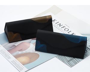 Boîte <span class=keywords><strong>à</strong></span> <span class=keywords><strong>lunettes</strong></span> <span class=keywords><strong>pliable</strong></span> noire de luxe populaire avec logo personnalisé en cuir PU <span class=keywords><strong>étui</strong></span> et sac de rangement pour <span class=keywords><strong>lunettes</strong></span> - Product Image 3