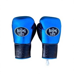Ensemble de sparring personnalisé No Boxing No Life noir et bleu, comprenant des gants de boxe, un casque de protection et une protection inguinale respirante à lacets - Product Image 6