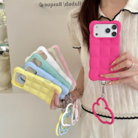 Coque de téléphone en silicone souple 3D à grille couleur unie pour iPhone 14 15 16 17 18 Pro Max avec bracelet nuage mignon et protection antichoc