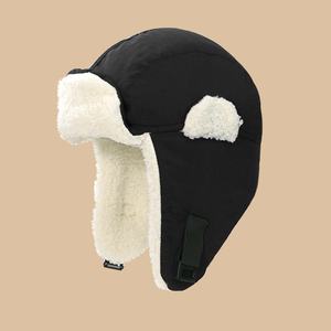 Gorro <span class=keywords><strong>de</strong></span> esquí cálido <span class=keywords><strong>de</strong></span> invierno para hombres y mujeres con protección auditiva estilo Lei Feng grueso tela ordinaria nueva imagen <span class=keywords><strong>de</strong></span> diseño - Product Image 1
