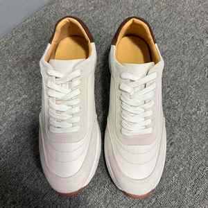 รองเท้าผ้าใบผู้ชายสีขาวเบจ หนังกลับผสมผ้าตาข่าย สไตล์เรโทร แบบผูกเชือก พื้นหนา ทำมือ ใส่สบาย น้ำหนักเบา เหมาะสำหรับวิ่งและใส่ลำลองในฤดูใบไม้ผลิ - Product Image 3