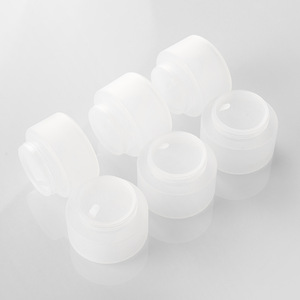 Vente directe d'usine de kits d'essai cosmétiques en PP, crèmes pour le visage, boîtes à onguents, distributeurs de crème givrée brillante et flacons de mousse pour masques. - Product Image 3
