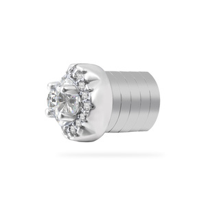 Clip-On Earrings Four Leaf Clover Shape Crystal Inlay Claw Setting Everyday Wear For Men And Women - Product Image 3