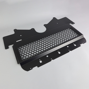 Plaque de protection de radiateur d'huile en aluminium haute résistance pour BMW M3 M4 G80 G82 S58 - Product Image 2
