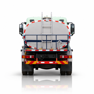 Camión Cisterna Eléctrico de 18T con Tanque de Agua de 13.8CBM y Cañón de Agua de 30-35m para Limpieza de Carreteras Municipales - Product Image 5