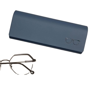 Étui à lunettes rectangulaire semi-rigide tendance en cuir PU avec fermeture magnétique, résistant aux chocs, pour la vente en gros - Product Image 1