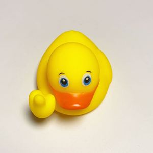 Juguete de Plástico Personalizado con Diseño de Dedo Medio de Pato Amarillo Pequeño para Niños, Ideal para Tiendas de Té con Leche - Product Image 5