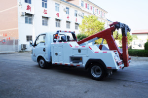 DongFeng Tuyi 5T Tractor remolque camión de auxilio nuevo diseño PLATAFORMA DE RECUPERACIÓN DE tobogán de cama plana Mini furgoneta de carga ligera diésel automática - Product Image 5