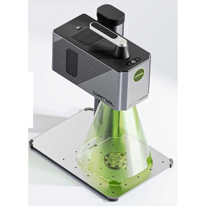 Graveur laser à fibre industriel, alimenté par l'IA, sans fil, refroidi par air, de type banc de travail, pour la gravure de l'acrylique/du verre, à haute efficacité - Product Image 1
