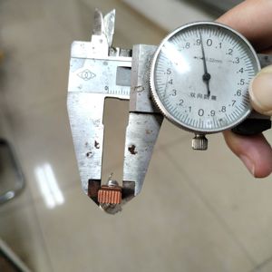 Brosse de charbon de perceuse sans fil de brosse de carbone de cuivre de <span class=keywords><strong>prix</strong></span> bas de haute qualité pour bosches 1607000CZ1 - Product Image 5