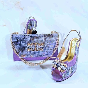Bellissime <span class=keywords><strong>Scarpe</strong></span> da Sposa Nigeriane con Borsa Abbinata, Set di <span class=keywords><strong>Scarpe</strong></span> con <span class=keywords><strong>Tacco</strong></span> Alto e Borsa per Donna, Ideale per Feste - Product Image 4