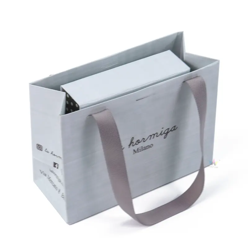 Geschenk verpackung Shopping Papiertüte mit eigenem Design Großhandel Personal isiertes Logo Luxus Fancy Paper OEM Kleider hose
