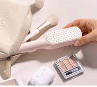 Brosse à cheveux rétractable BLISSLIFE avec coussin d'air 3D démêlant, auto-nettoyante et massante pour femmes aux cheveux bouclés, raides et épais