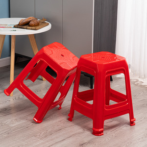 Taburete de plástico rojo de 25 cm, apilable, muebles para el hogar y la sala de estar, diseño minimalista, apariencia moderna - Product Image 1