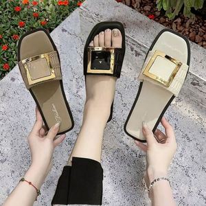 Sandales et pantoufles à talons pour femmes, pour la maison, l'hôtel, l'intérieur, la plage, style créateur, douces et moelleuses, également pour hommes - Product Image 3