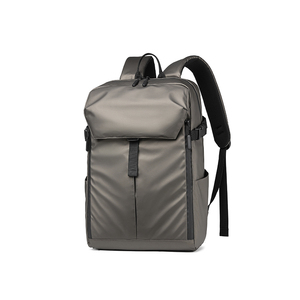 Sac de mode de vie matelassé en cuir personnalisé à la mode avec sangle réglable pour une utilisation scolaire bon prix emballage personnalisé pour le marché vietnamien - Product Image 2