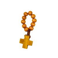 Vente en gros de perles en bois naturel Bague faite à la main Communion catholique Baptême Bijoux Chapelet Croix Style tendance Moissanite Pierre principale
